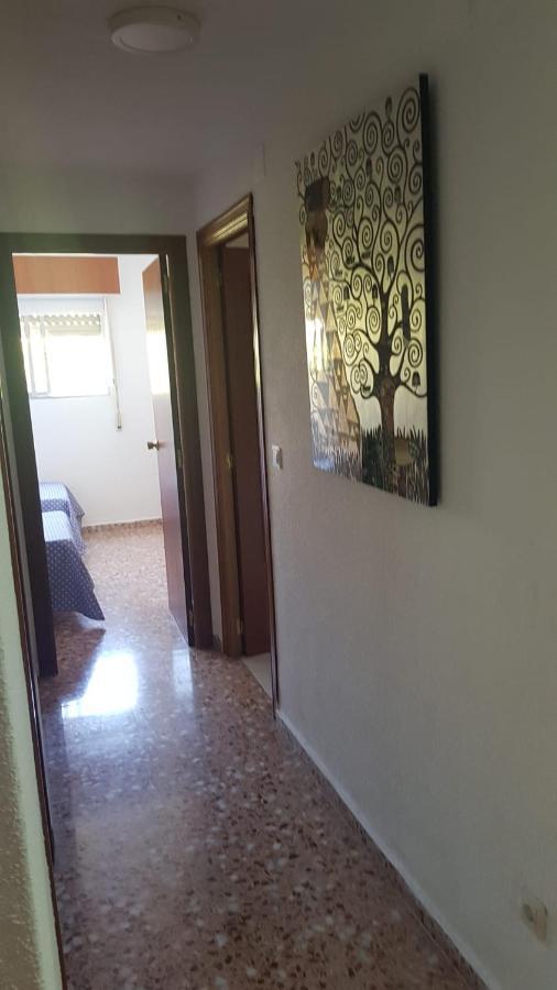 Apartamento En Campello A 250M De La Playa El Campello Bagian luar foto